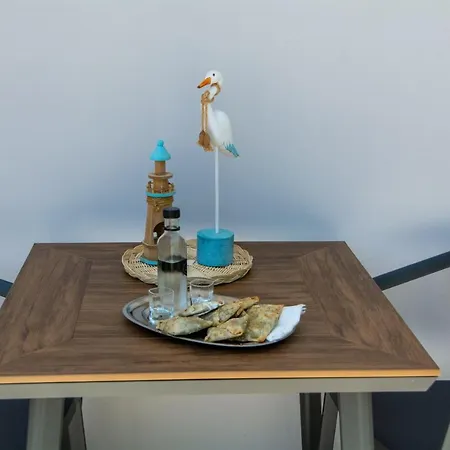 Arismari House Apartment